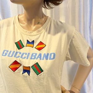 Authentic Gucci band logo tshirt sz small